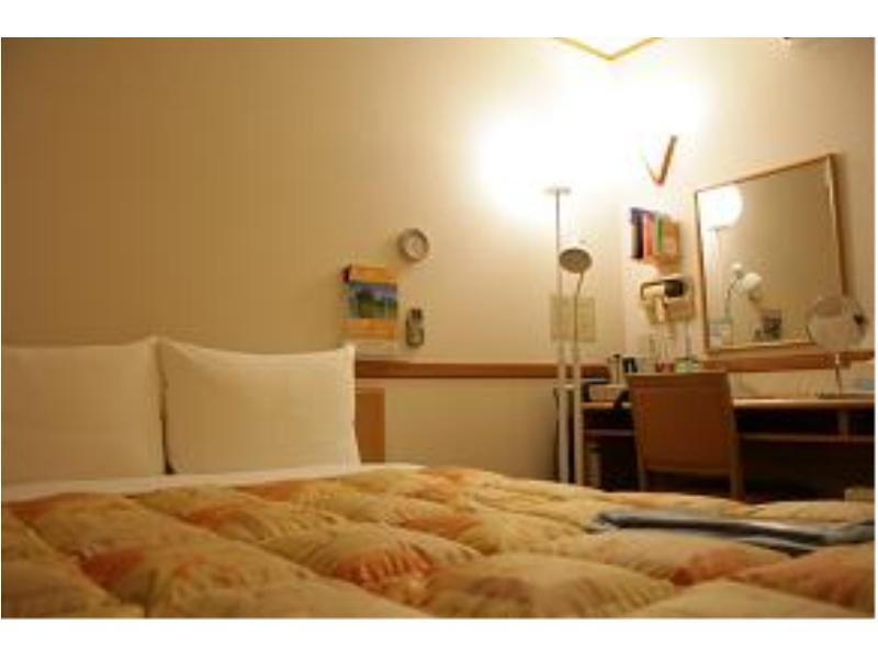 Toyoko Inn Yokohama Tsurumi Eki Higashi Guchi Екстер'єр фото
